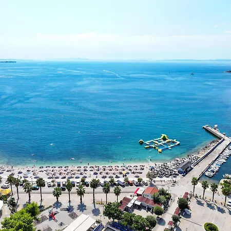 Prázdninový dům Hidden Oasis - Pool, Playground - 3 Min From The