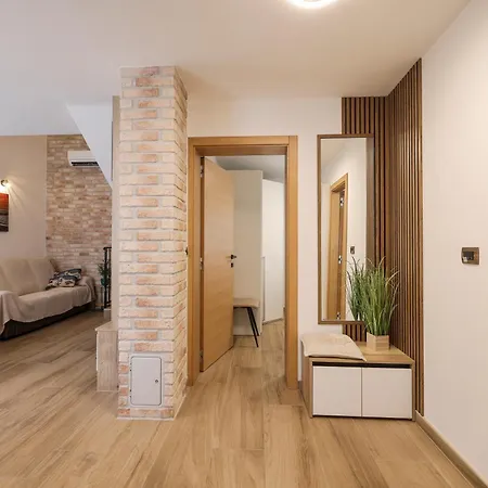 House Hidden Oasis Holiday home Vir