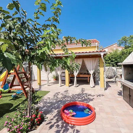 House Hidden Oasis Holiday home *