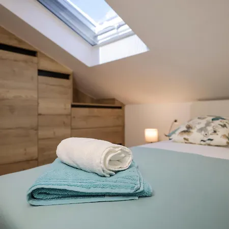 Hébergement de vacances Hidden Oasis - Pool, Playground - 3 Min From The