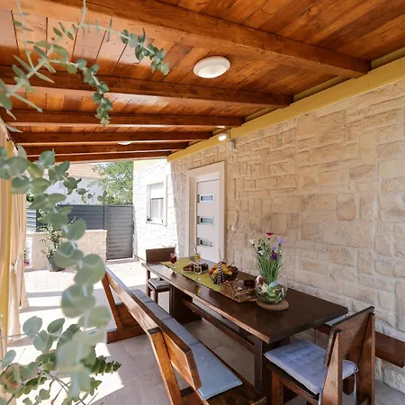 Hidden Oasis - Pool, Playground - 3 Min From The Ferienhaus Vir